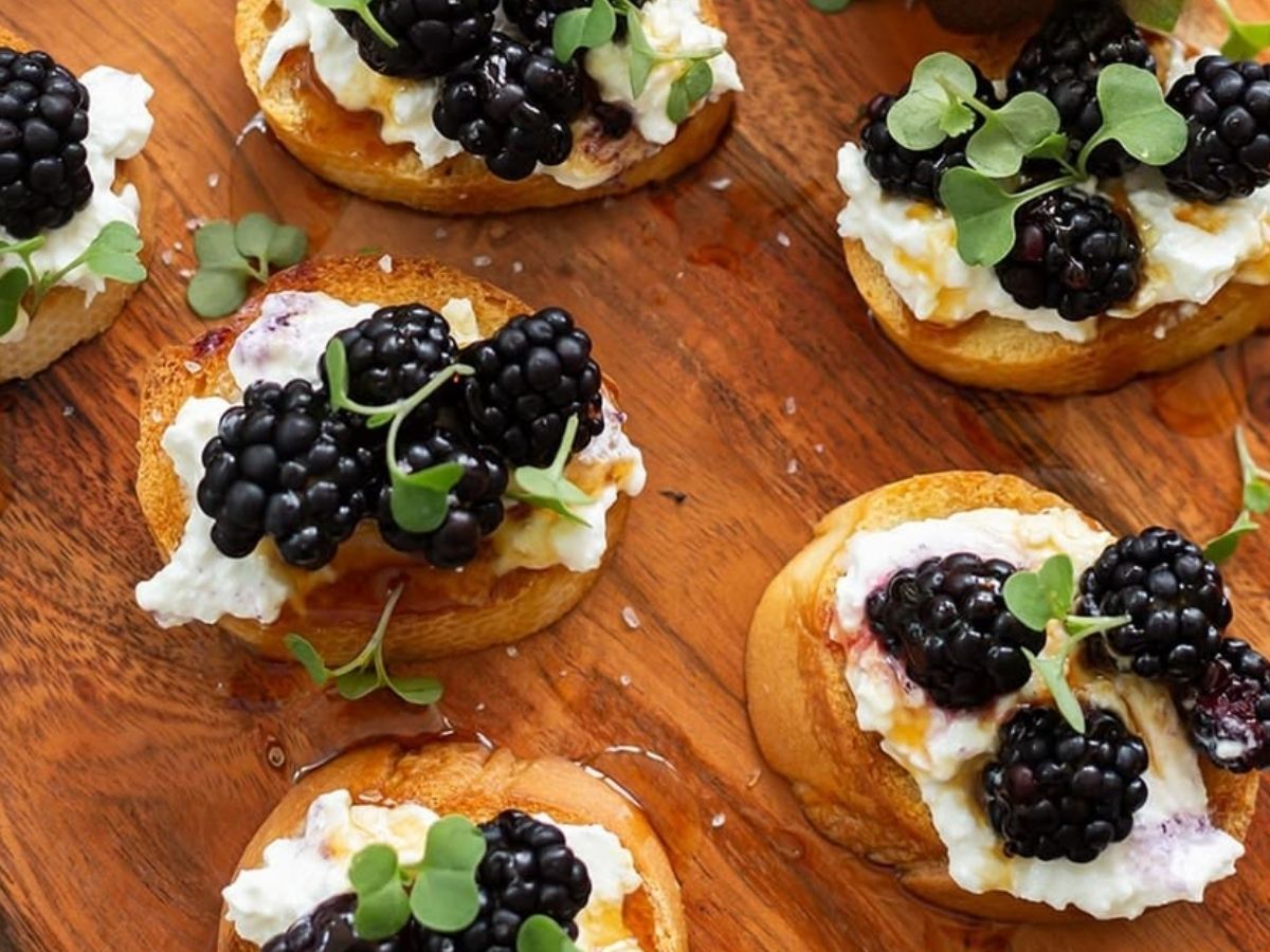 Blackberry & Brie Crostini